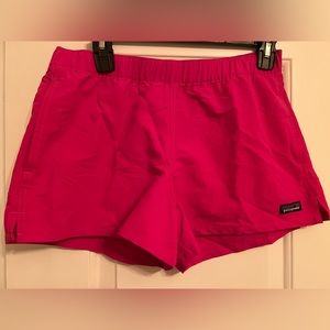 Patagonia 4 inch Baggies Shorts Women’s size Small Pink